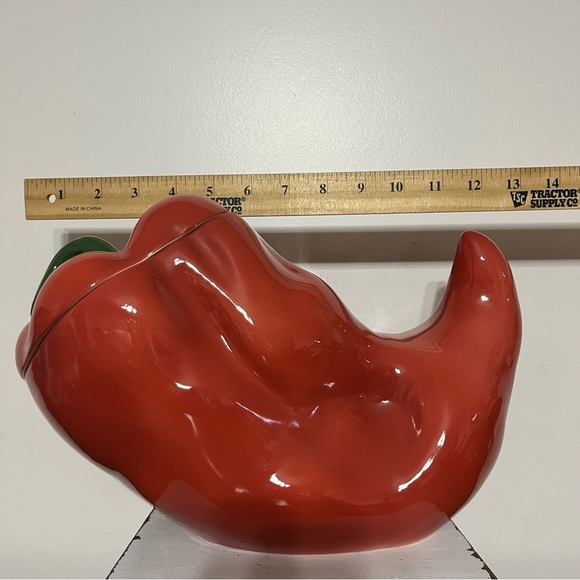 Clay Art Chili Pepper Hand Painted Jar With Lid 13” X 8.5” - Picture 9 of 9